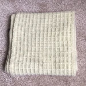 Ann Taylor 100% cashmere waffle scarf